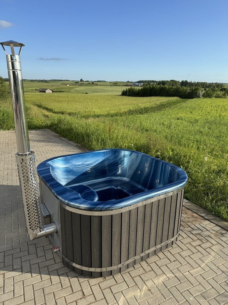 Rectangular acrylic hot tub